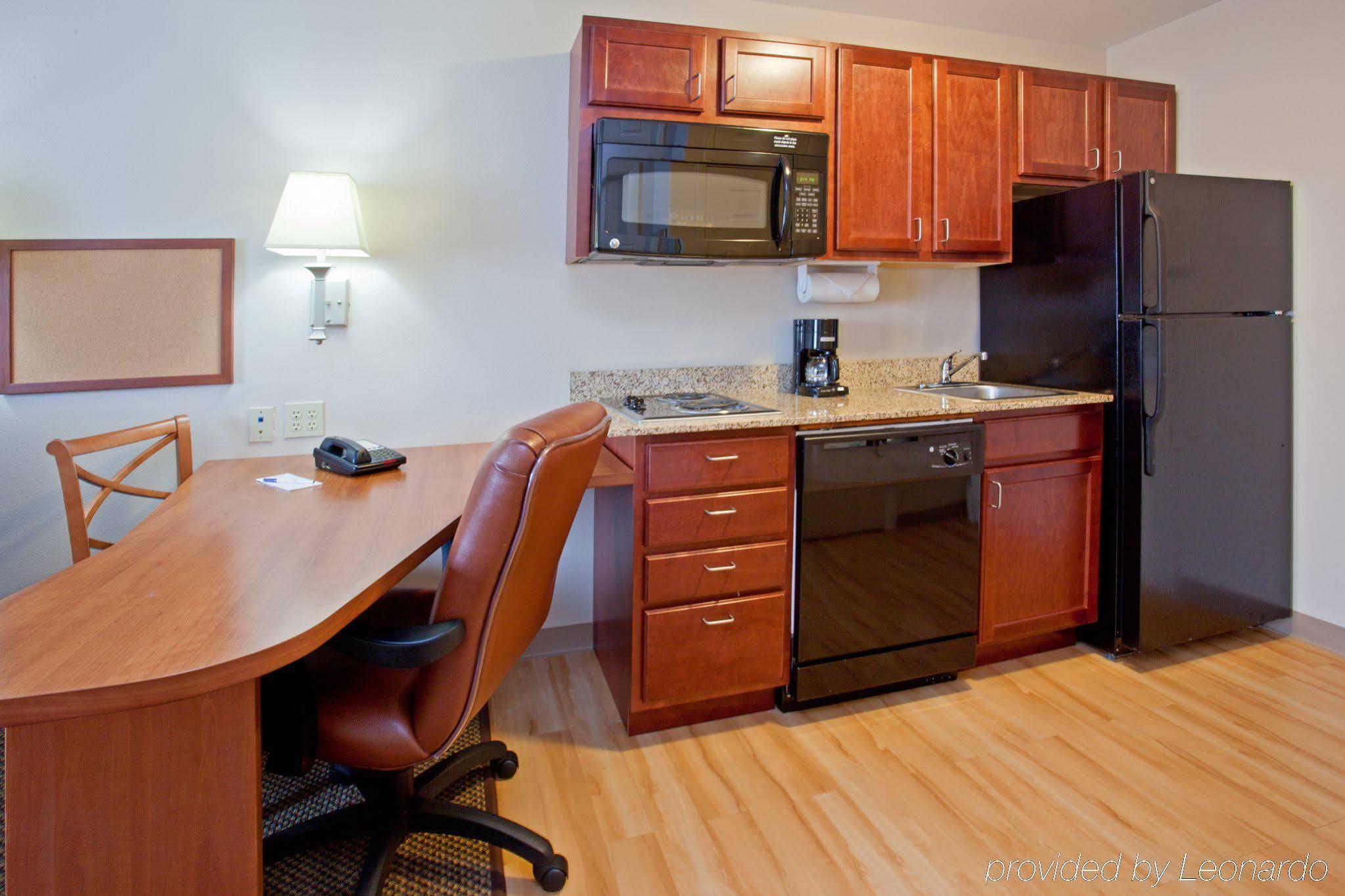 Candlewood Suites Houston Westchase - Westheimer By Ihg Eksteriør bilde