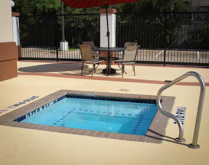 Candlewood Suites Houston Westchase - Westheimer By Ihg Eksteriør bilde